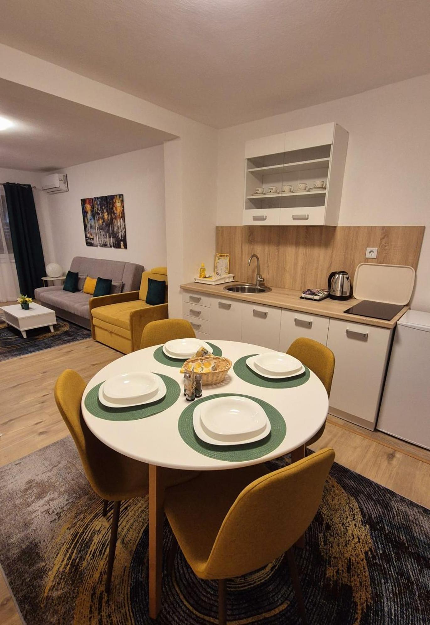 Mahala Apartments Visoko Eksteriør bilde